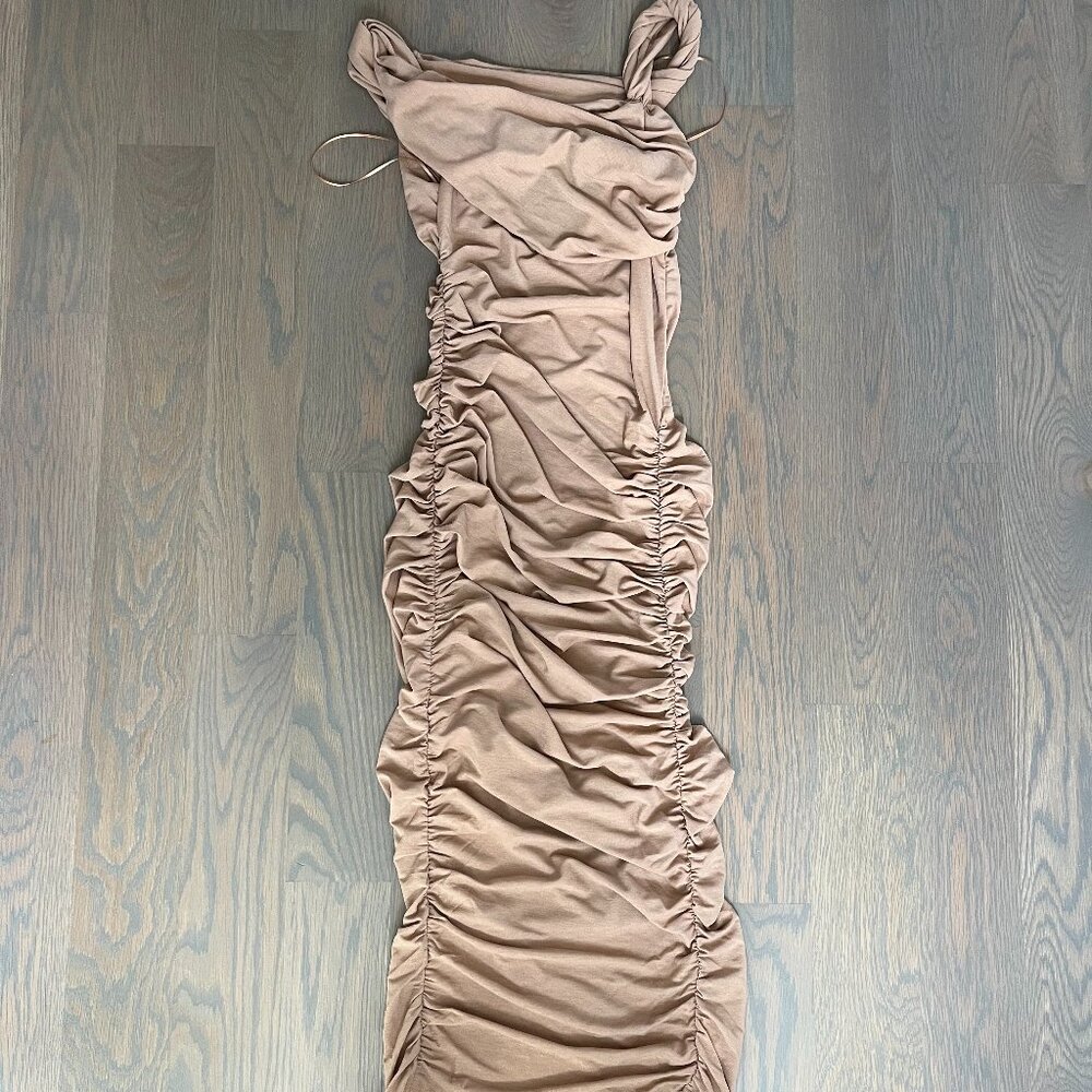Womens Reformation Ruched Bodycon Kint Dress in Tan – Size Small